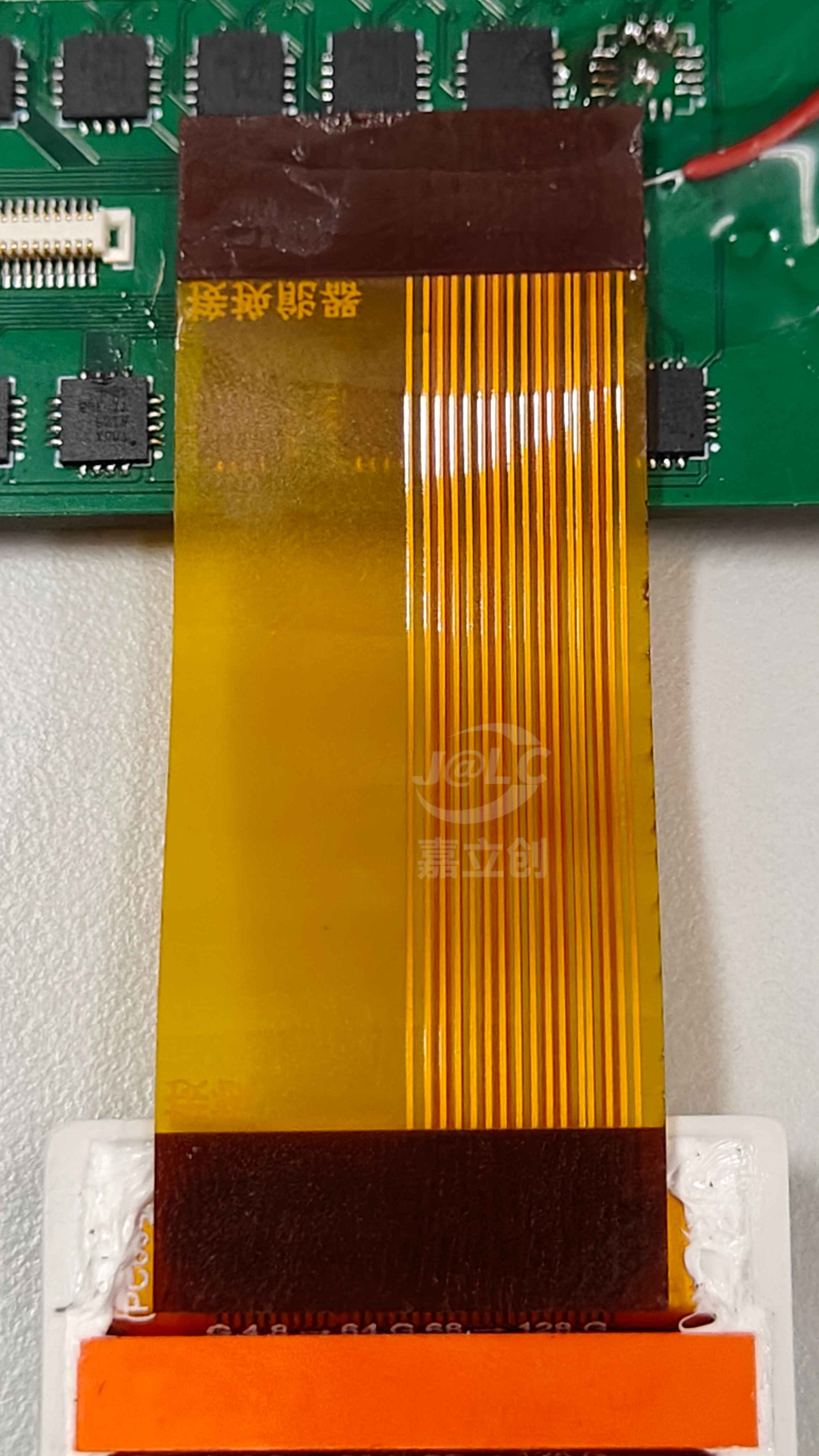 项目需要在嘉立创订做了几片FPC板，很快就收到了实物，很满意。