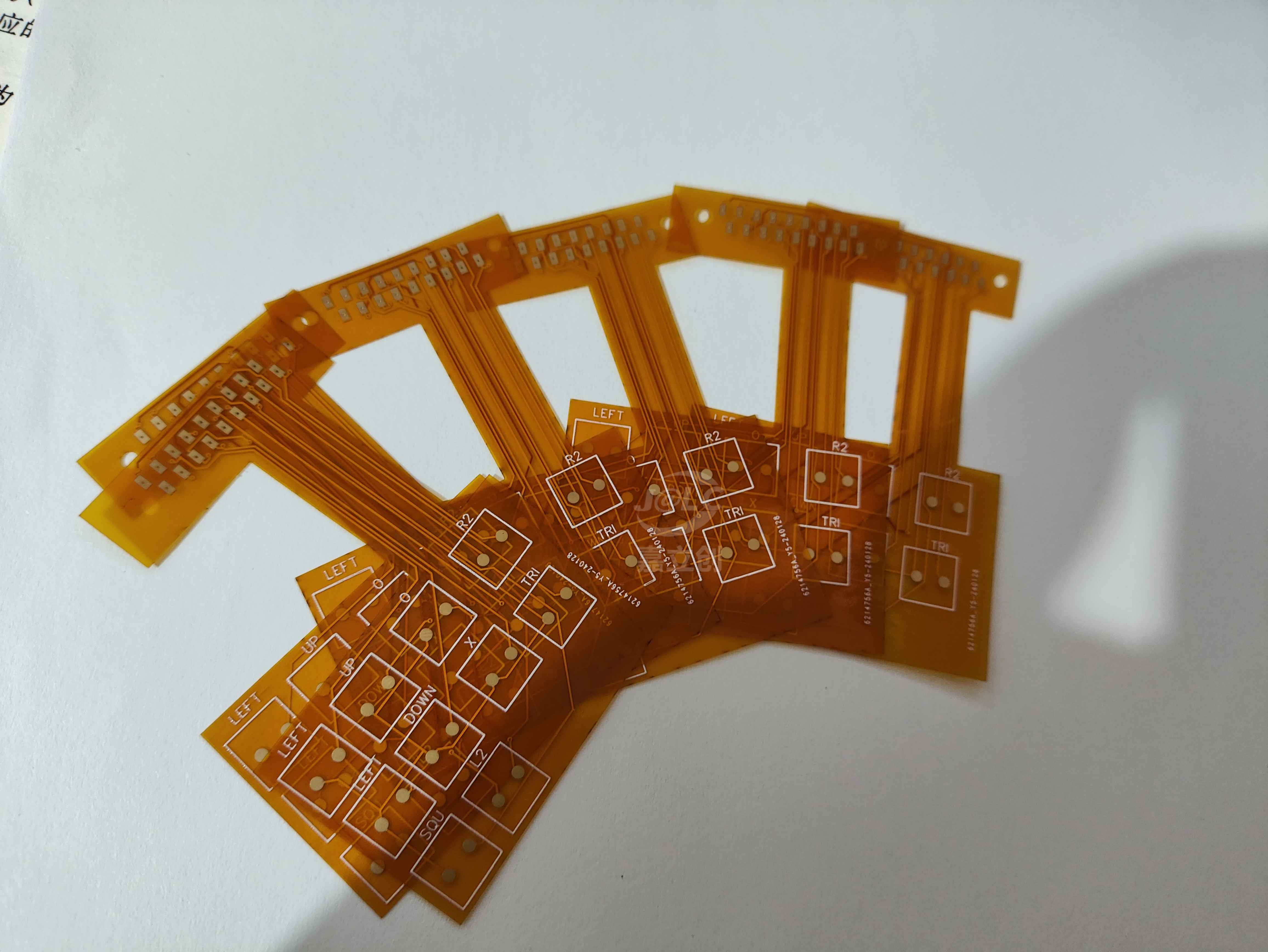 质感很好，用来当手柄排线很好