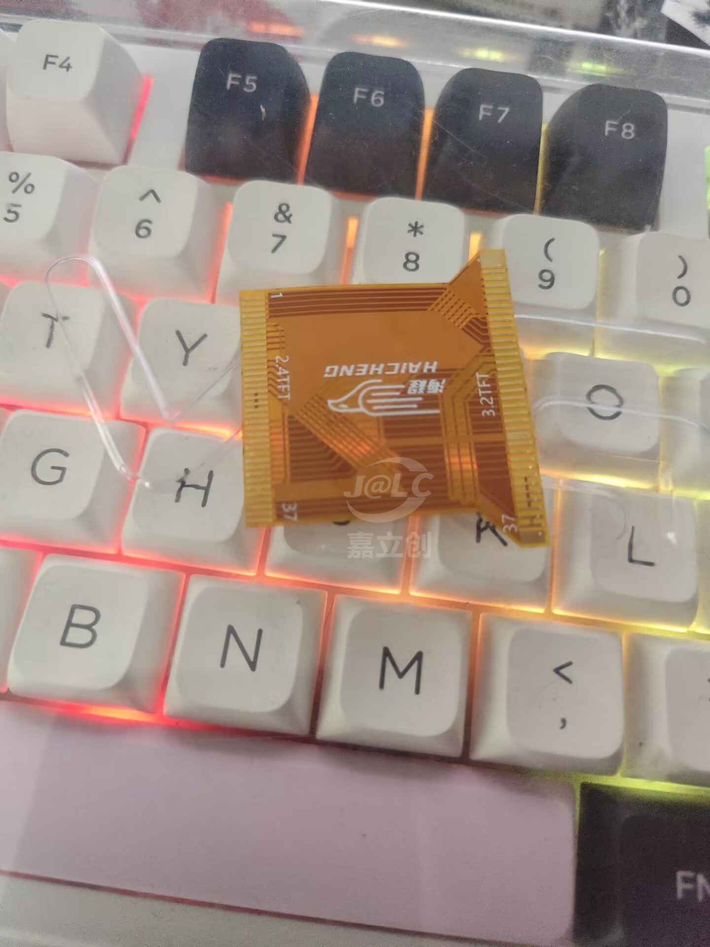 fpc转接排线做工不错，厚度适中，有韧性，很满意，以后需要再来下单。