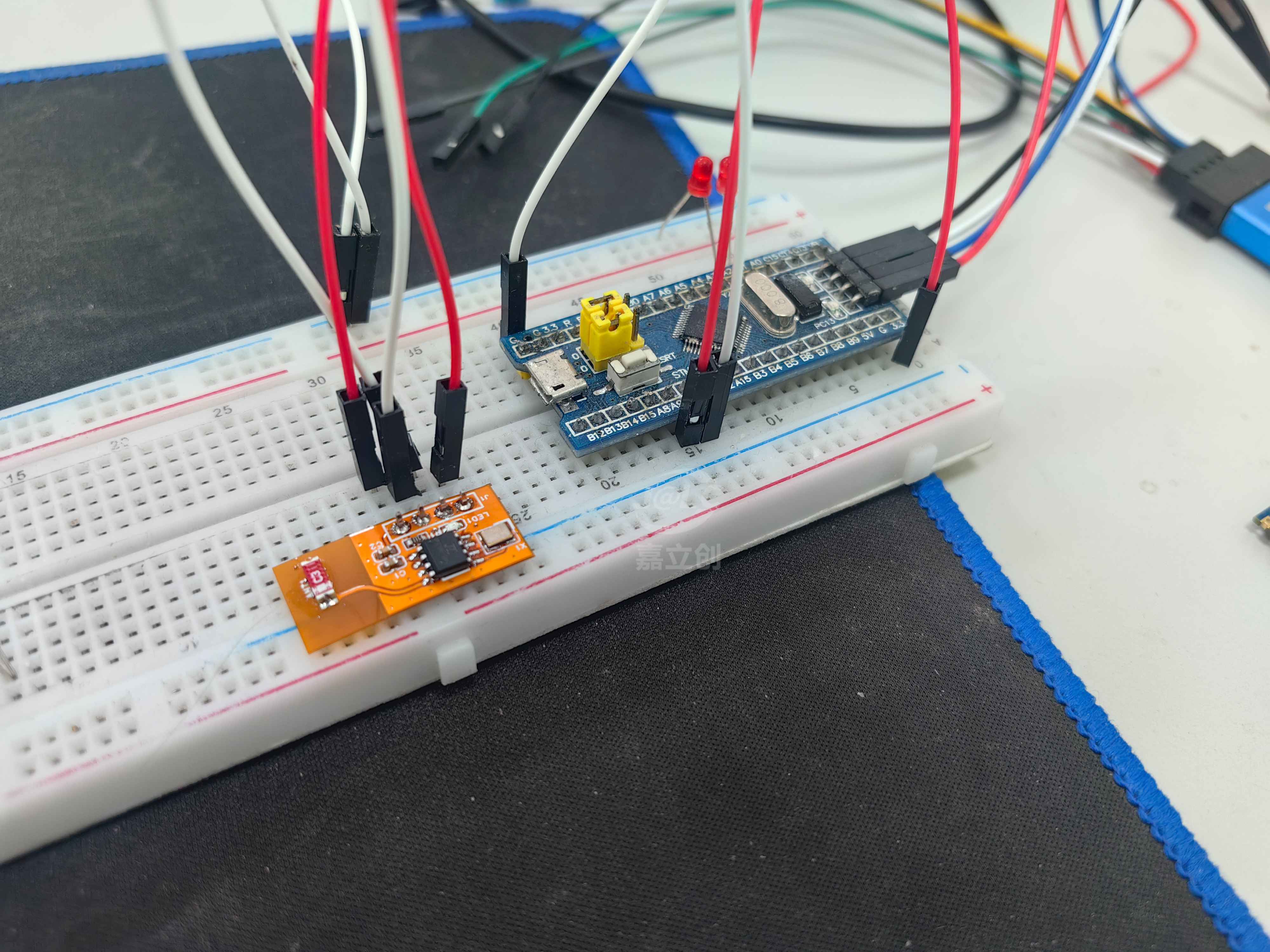 电子小白第一次diy软板蓝牙模块，很成功，没想到fpc这么好，满足实际需求。
嘉立创忠实用户+1