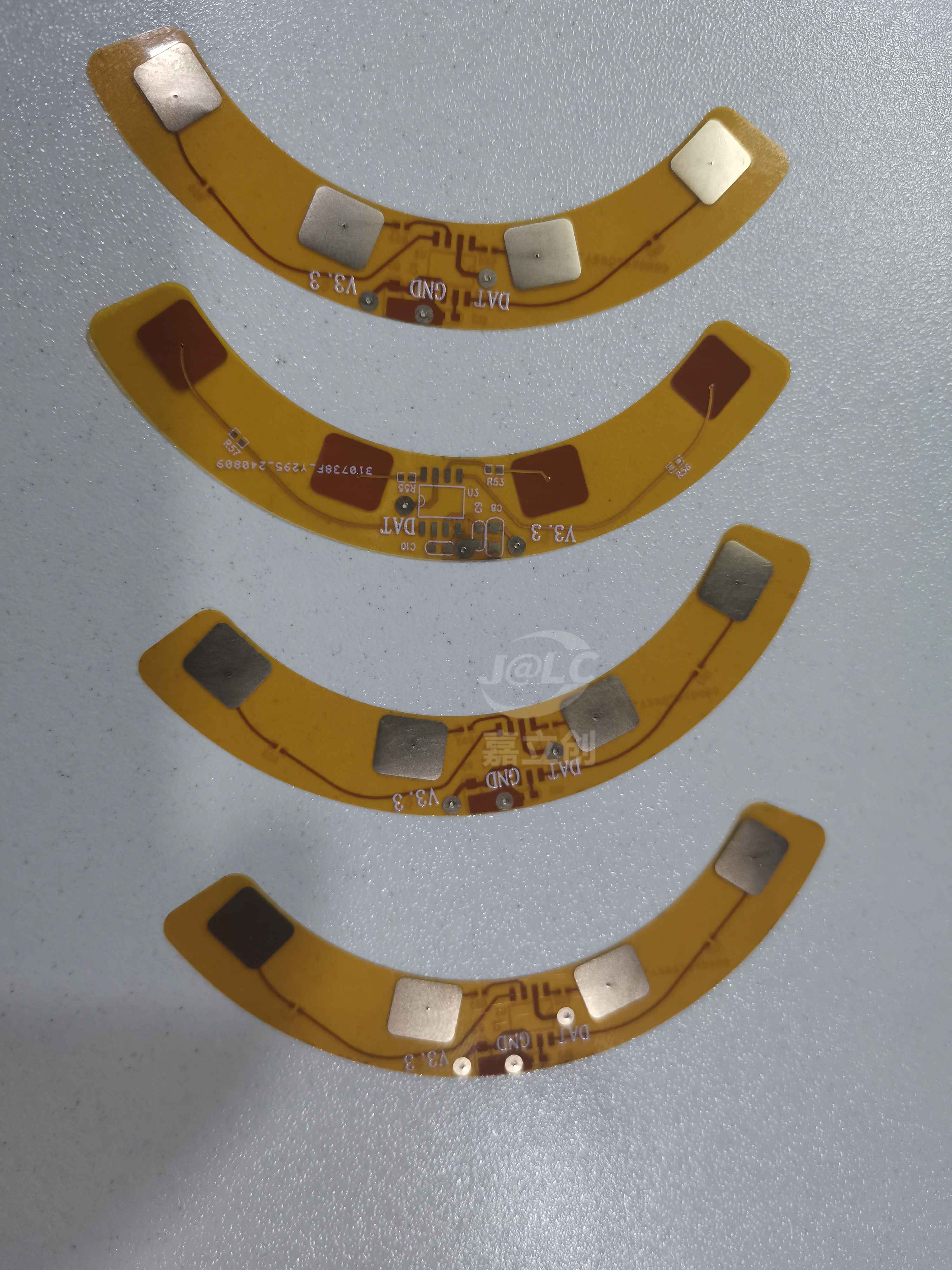 在嘉立创做软板，又快，又好，还便宜。