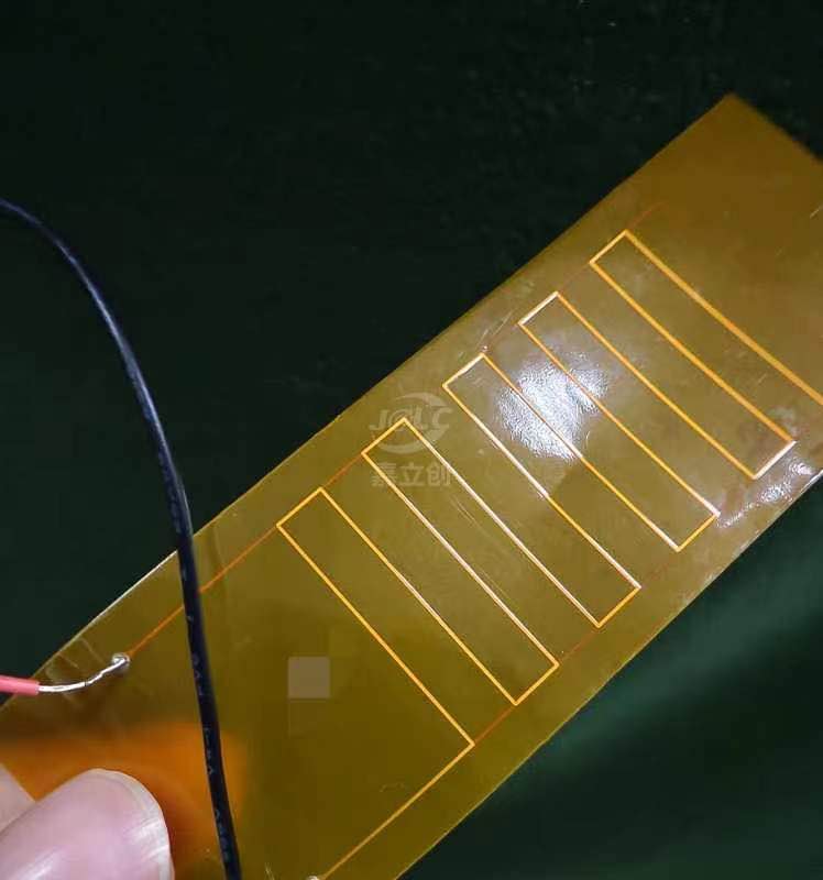 用来制作传感器的线圈，质量很不错，很薄很精准。