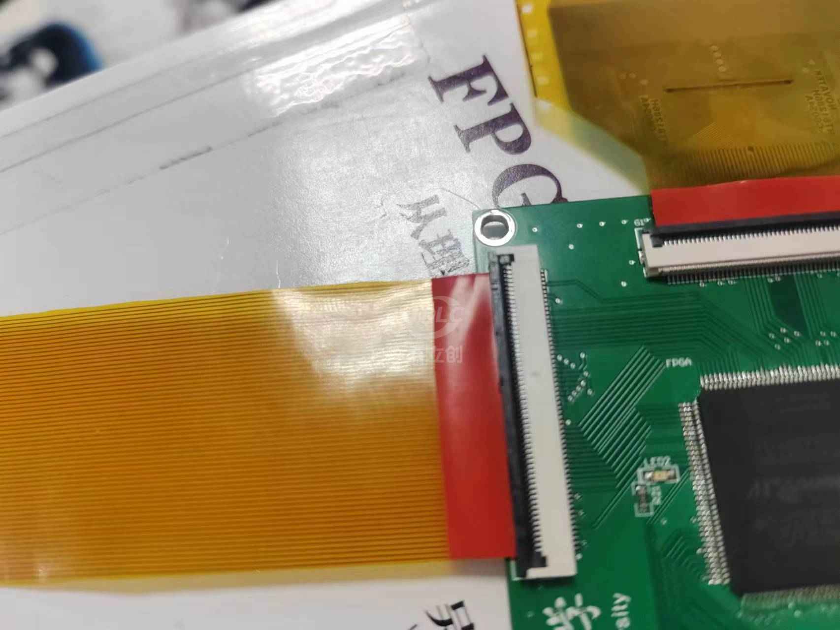 发货快，服务好，嘉立创有什么问题都很及时回复，也很专业，开出来的FPC用在项目上刚好合适！