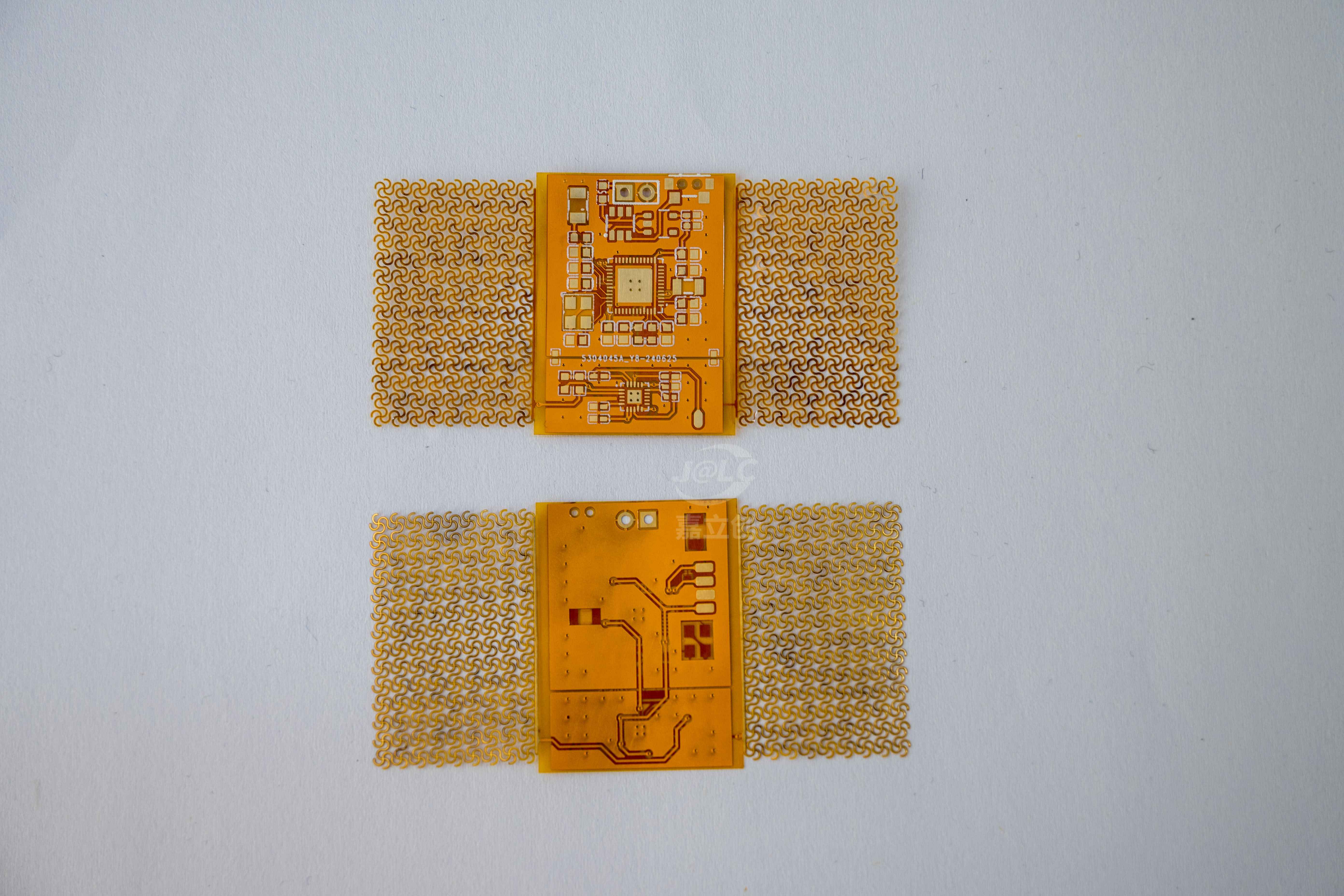 每月免费一次切的很好，后面如果有相同需求会继续下单！希望嘉立创发展的越来越好!