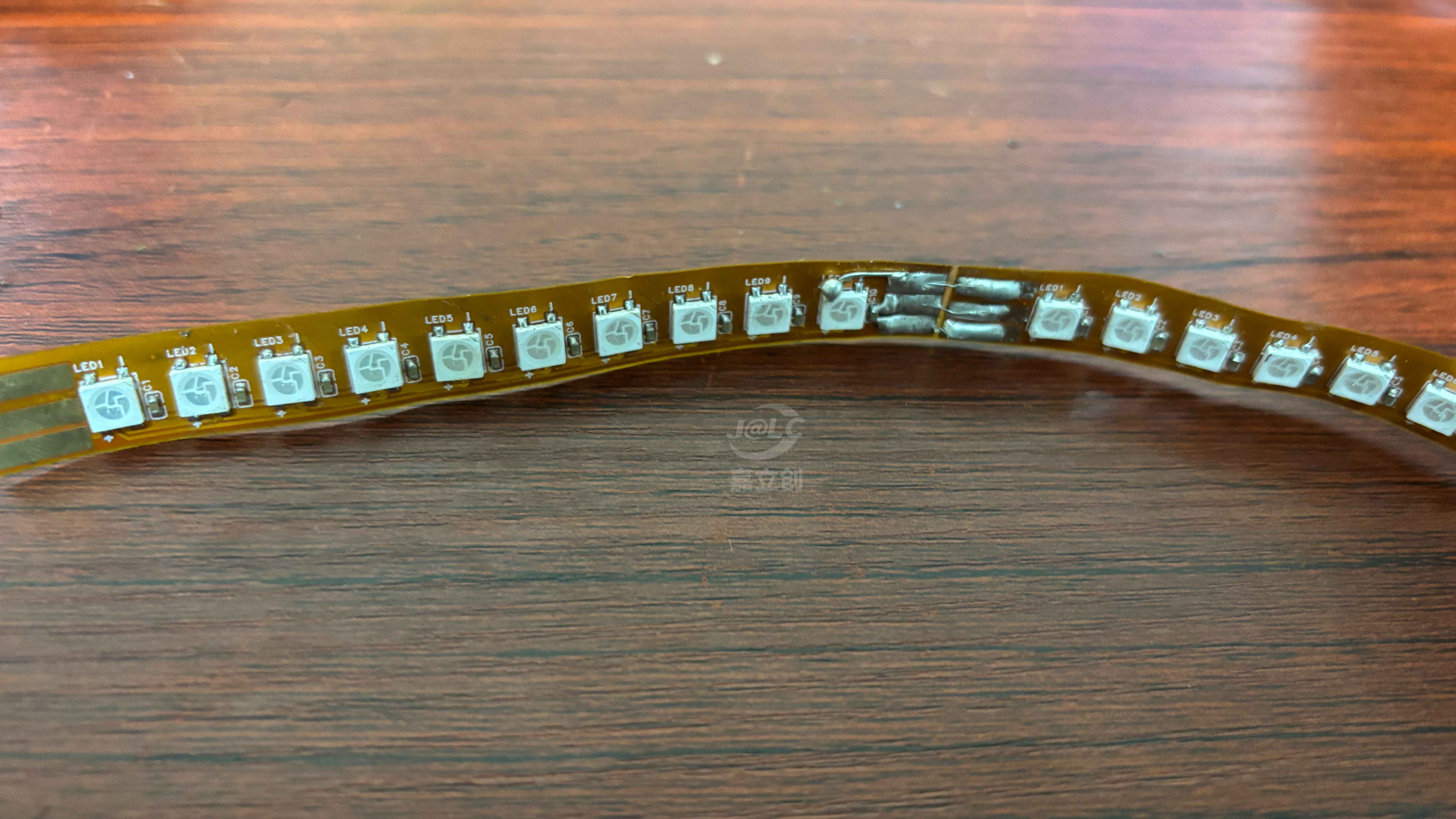 质量还是嘉立创常好