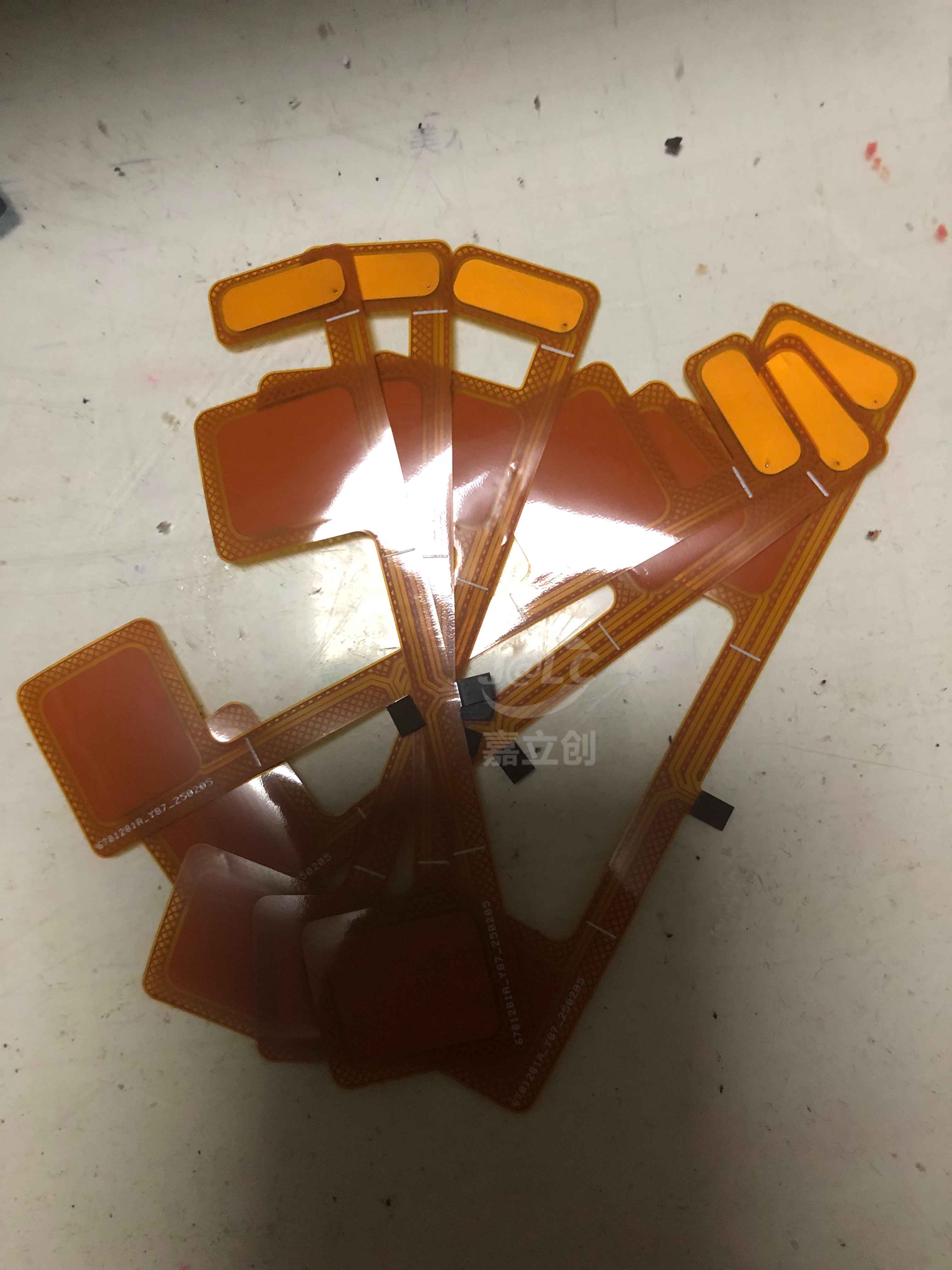 用来做桌面机器人的，多给了一片，真是意外的惊喜