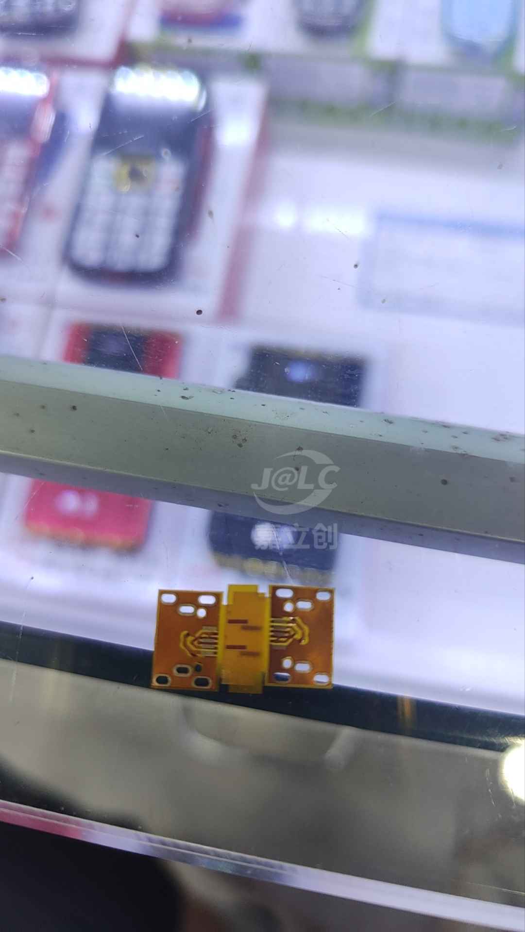 好用  加了辅助线定位 很柔软