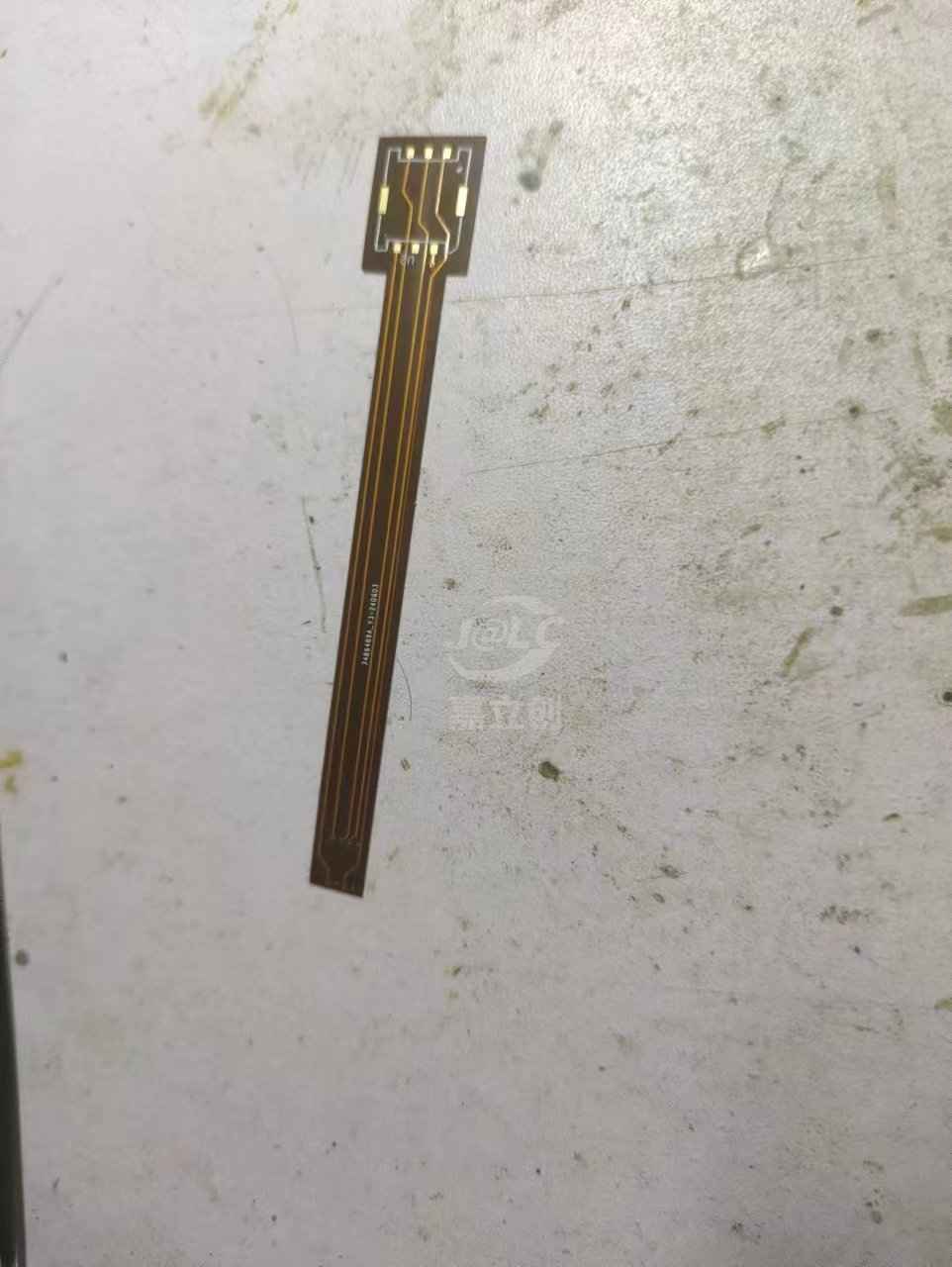 ewsim转sim卡槽用，用在随身WiFiesim焊点转卡槽然后插卡用，很好用好评